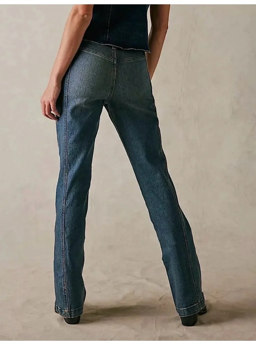 NWT Free People We The Free Love Stone Mid Rise Bootcut Jeans 26 - Picture 4 of 9